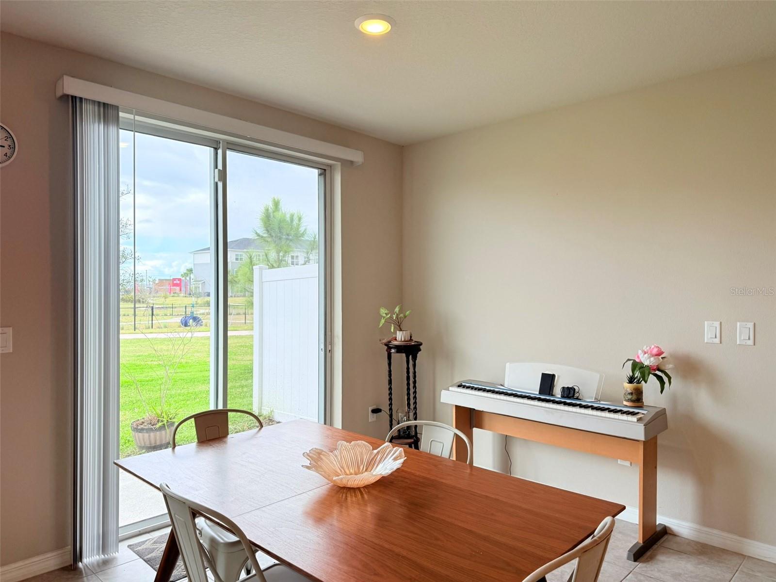 TOWNS/WATERGRASS - Residential Lease