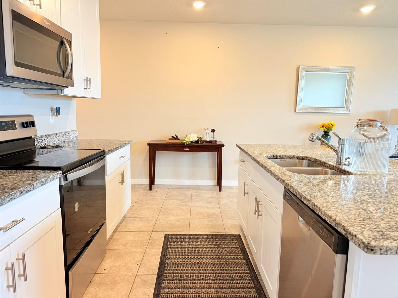 TOWNS/WATERGRASS - Residential Lease