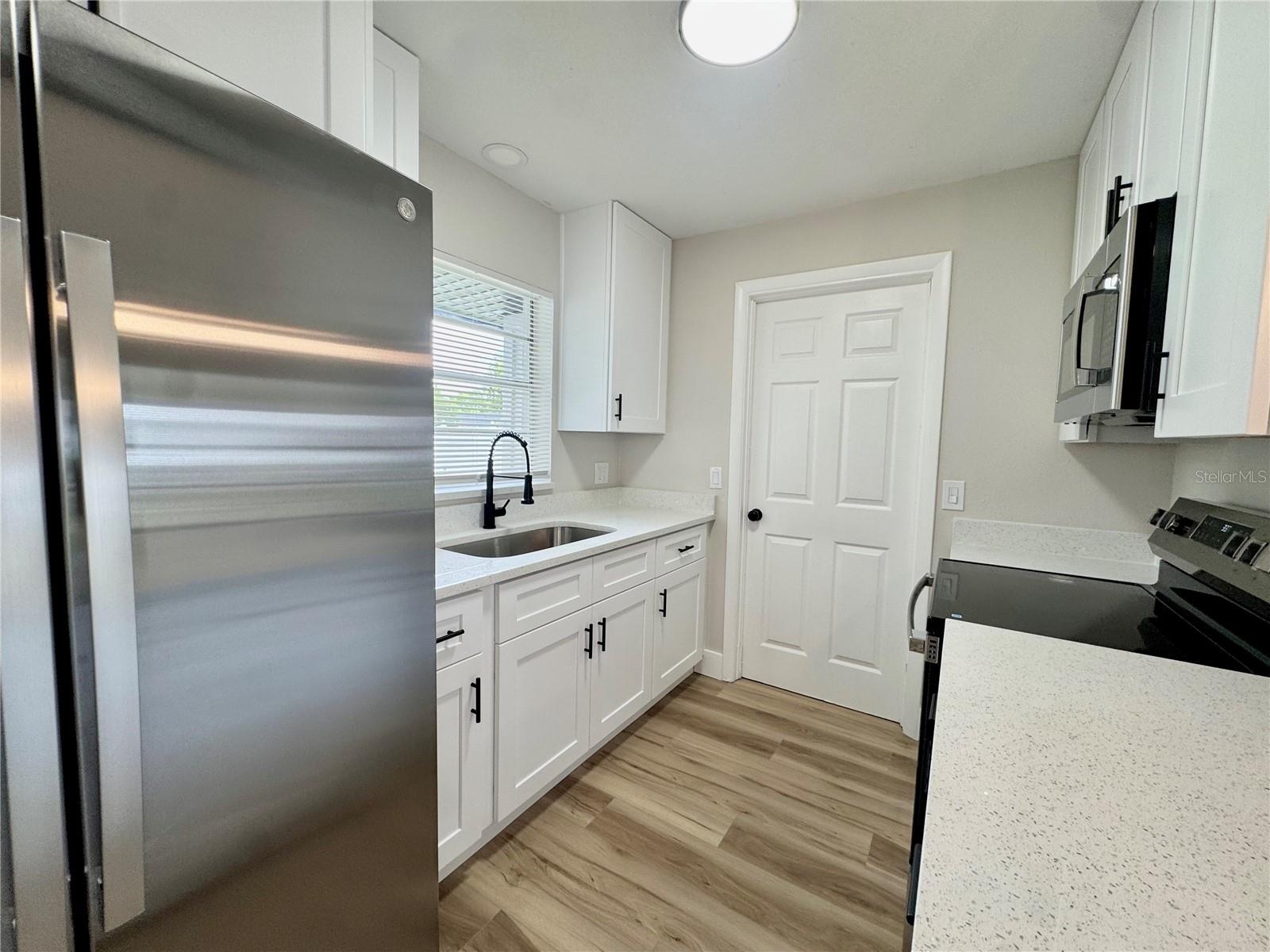 DELTONA LAKES UNIT 03 - Residential