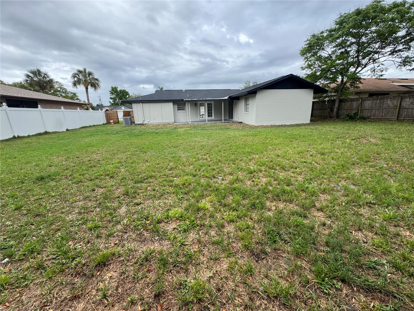 DELTONA LAKES UNIT 03 - Residential