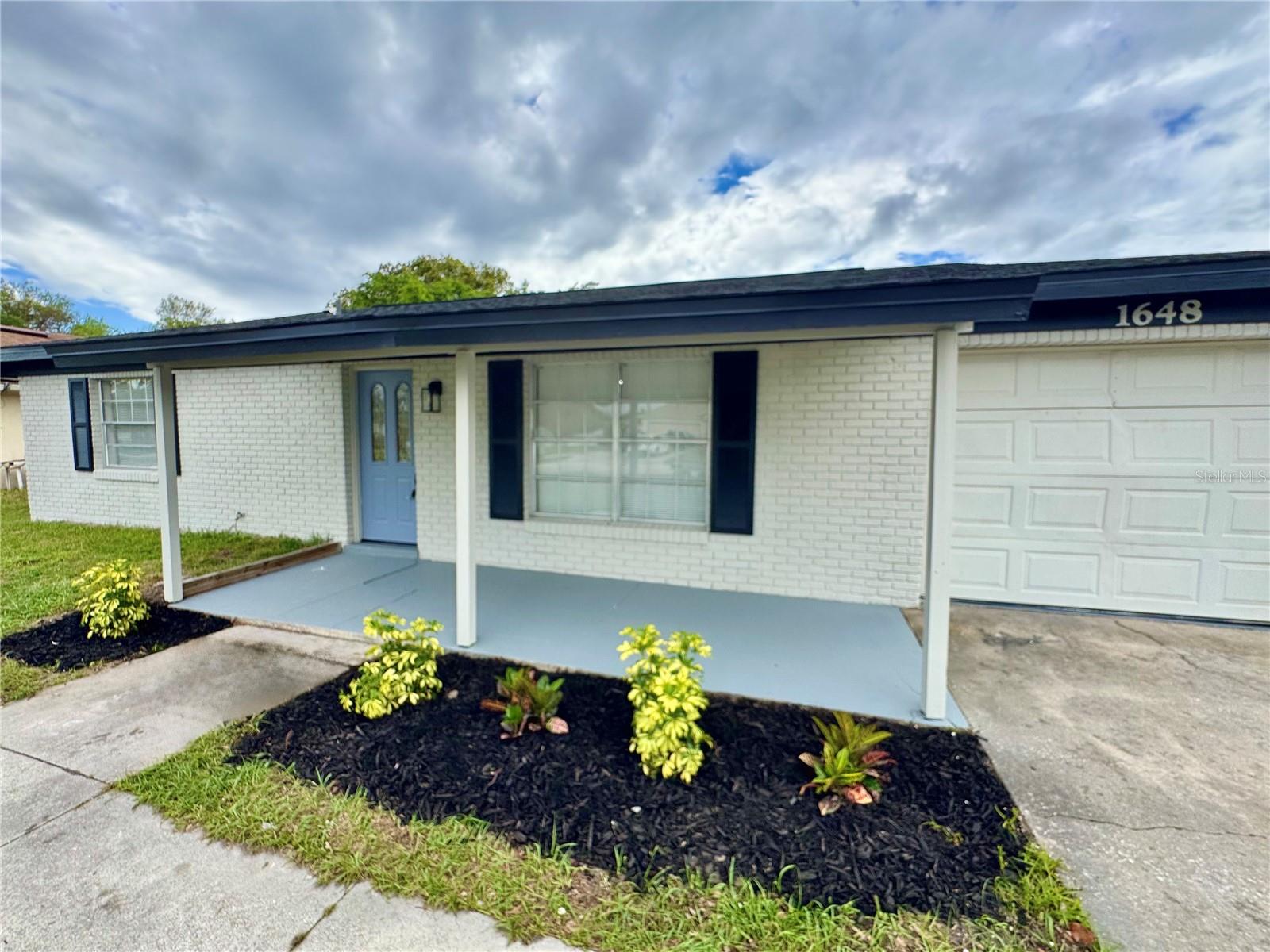 DELTONA LAKES UNIT 03 - Residential