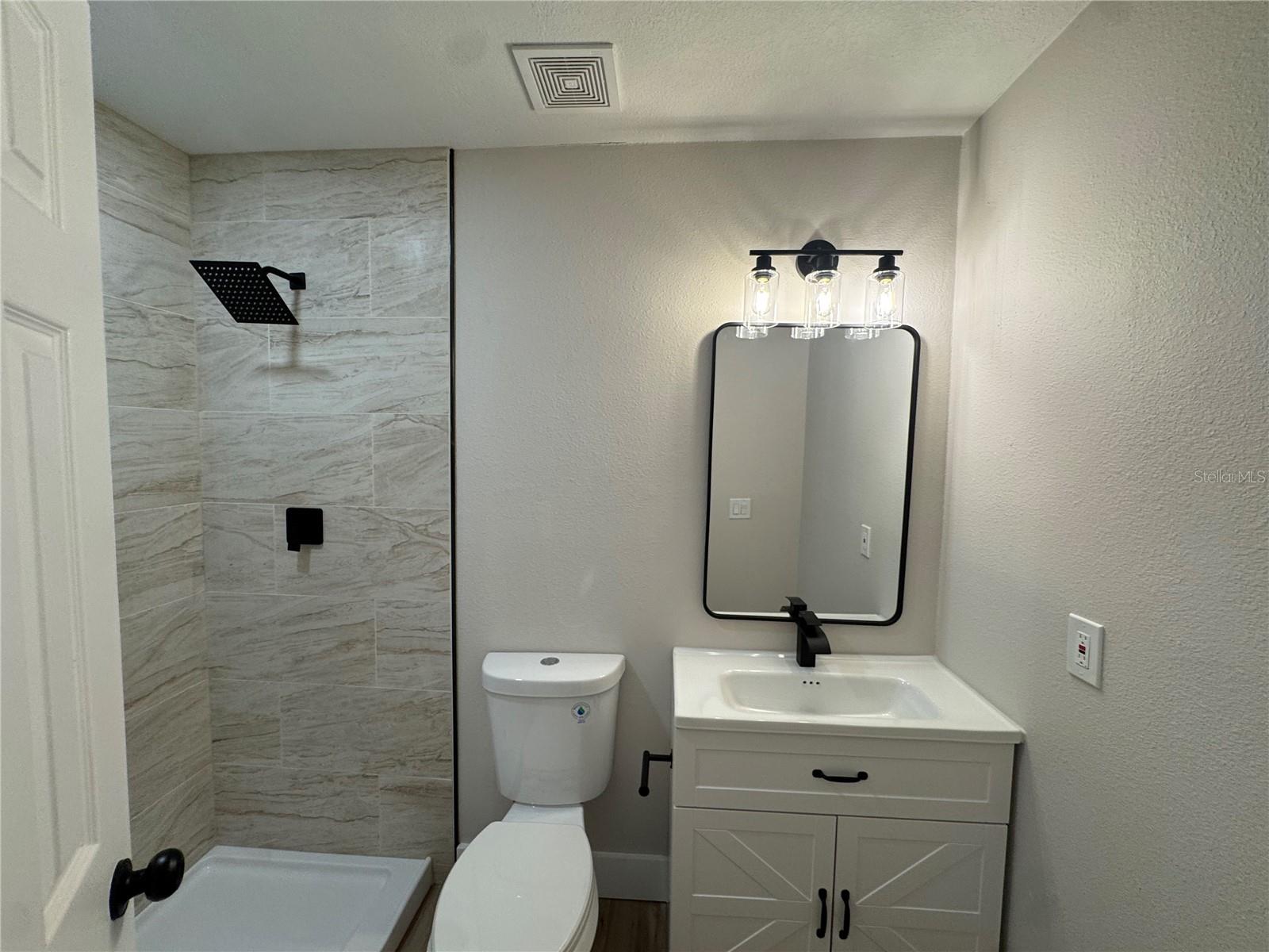 DELTONA LAKES UNIT 03 - Residential