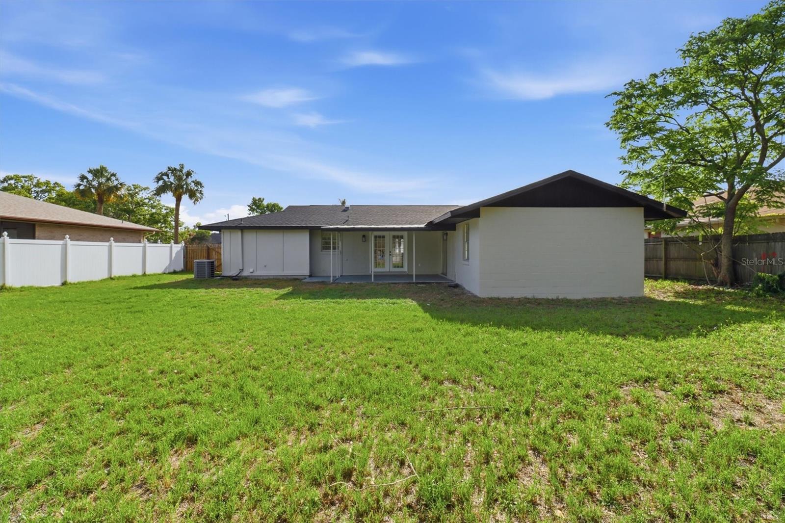 DELTONA LAKES UNIT 03 - Residential
