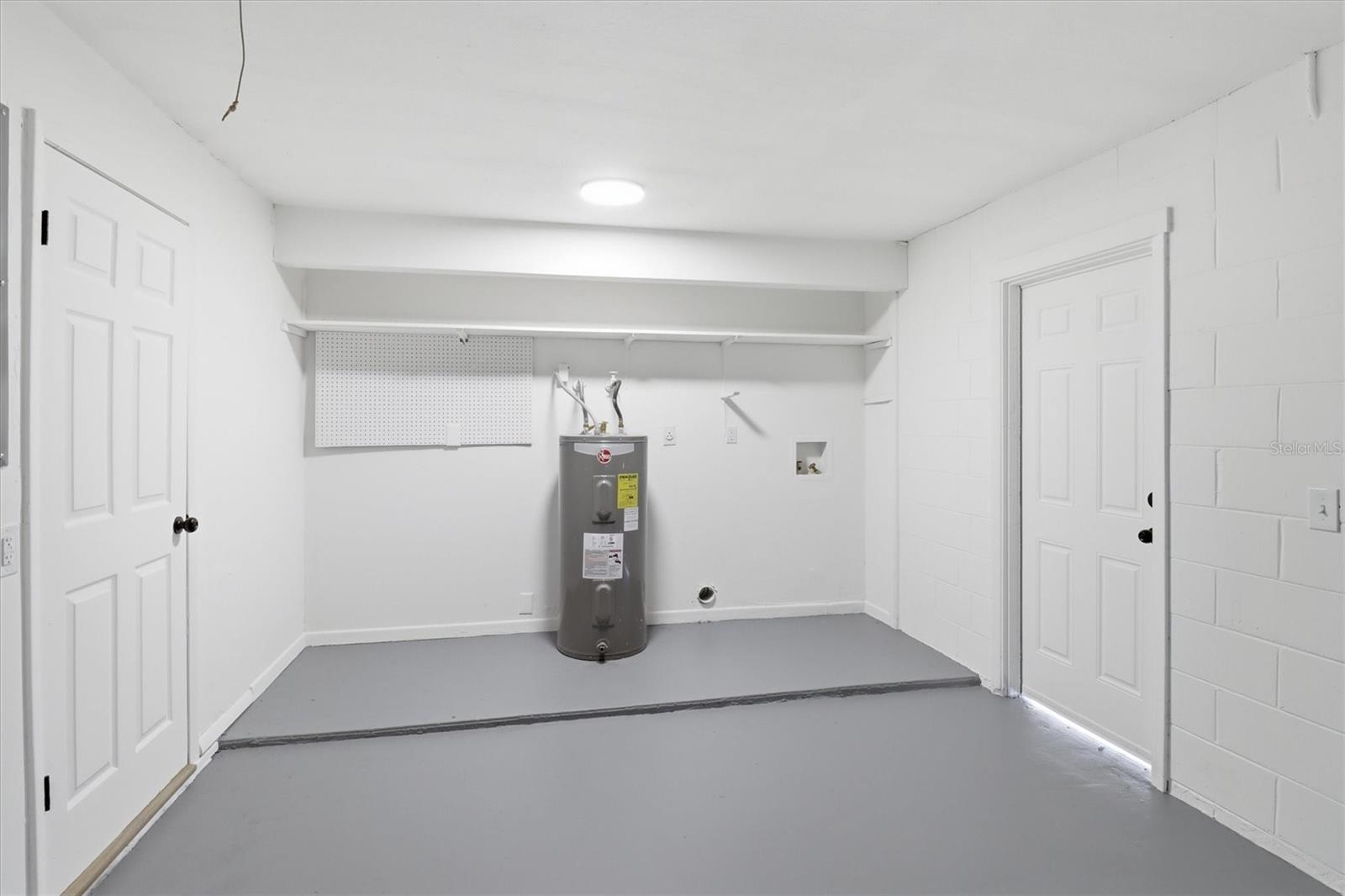 DELTONA LAKES UNIT 03 - Residential