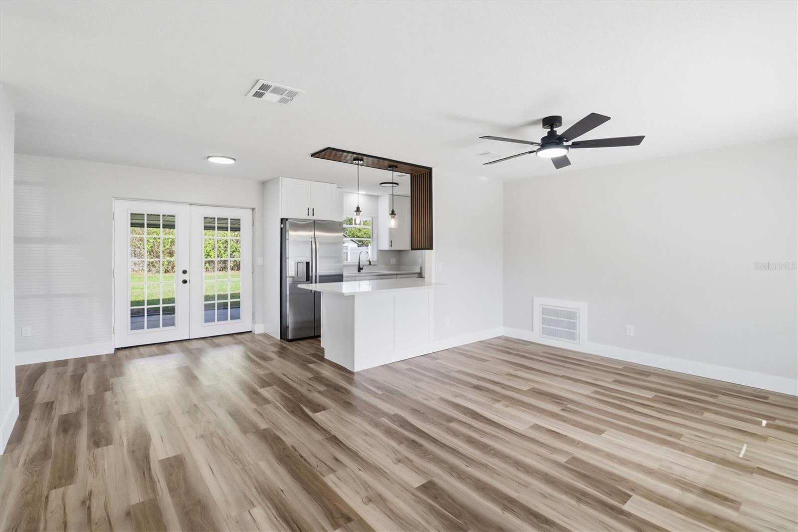 DELTONA LAKES UNIT 03 - Residential