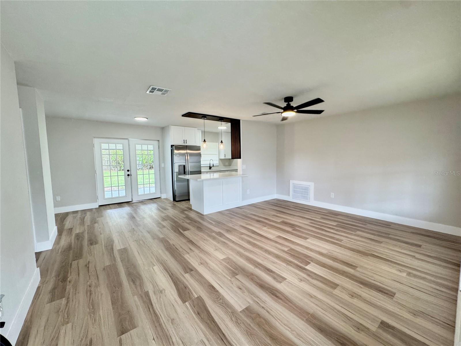 DELTONA LAKES UNIT 03 - Residential