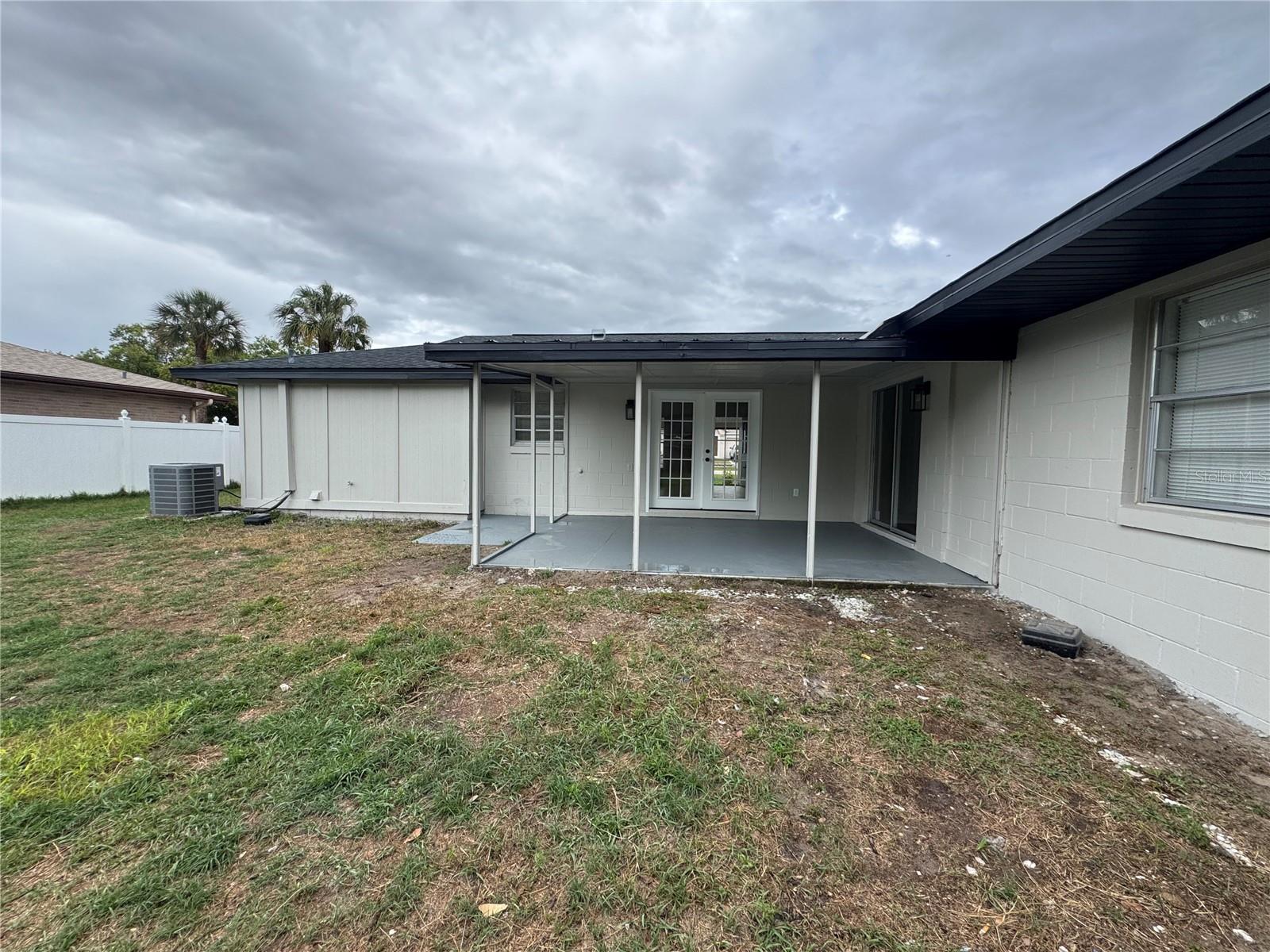 DELTONA LAKES UNIT 03 - Residential