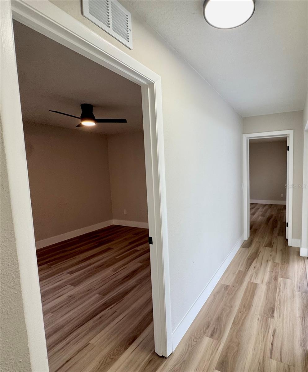 DELTONA LAKES UNIT 03 - Residential