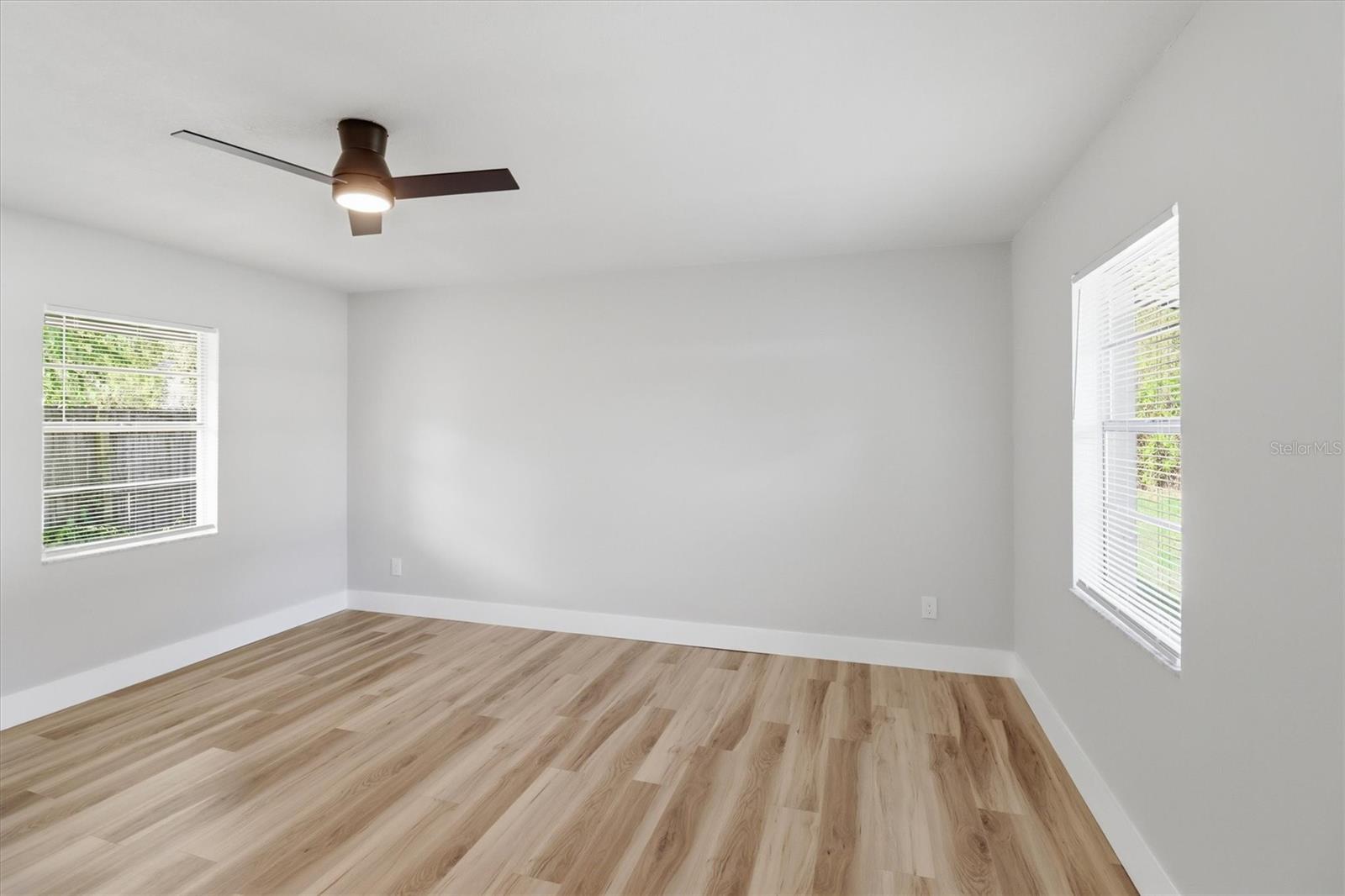 DELTONA LAKES UNIT 03 - Residential