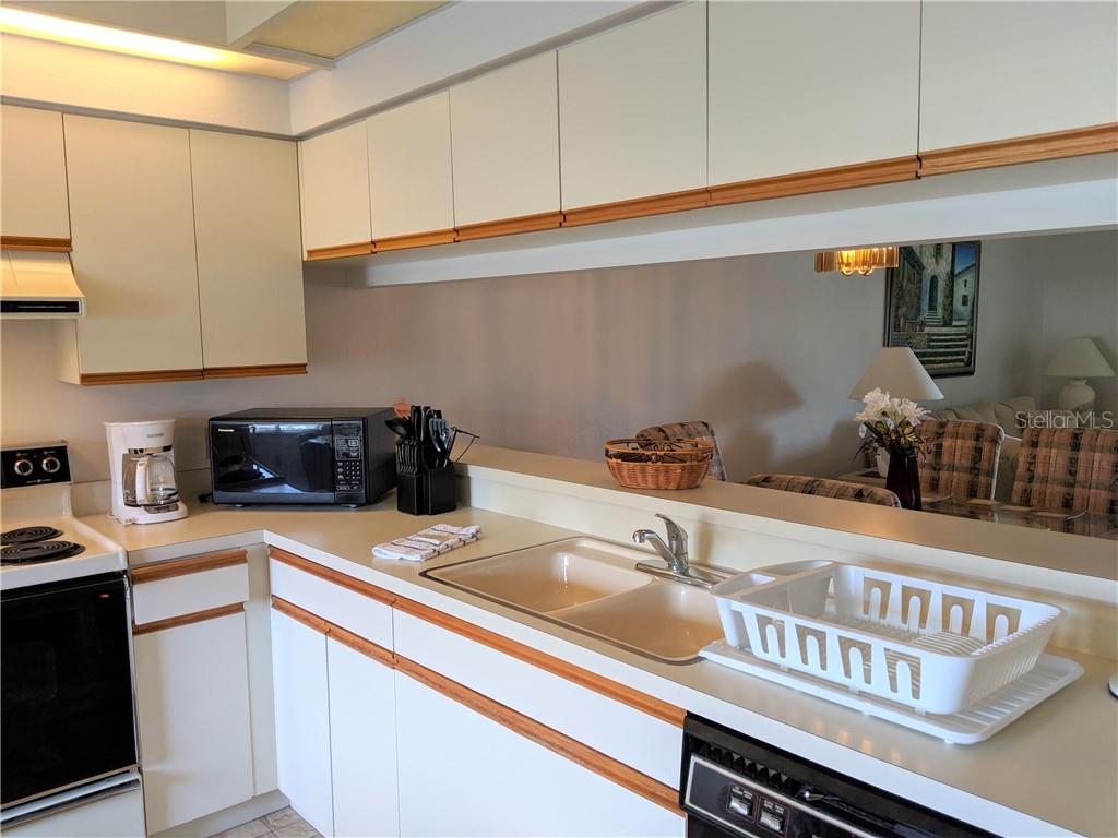 CASA DEL SOL - Residential Lease