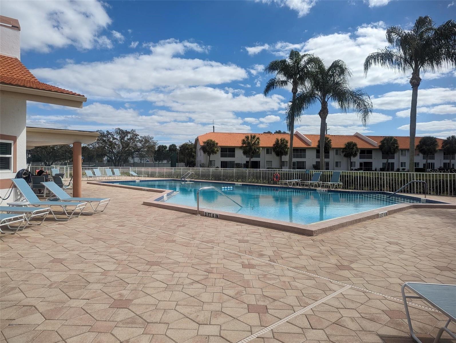 CASA DEL SOL - Residential Lease