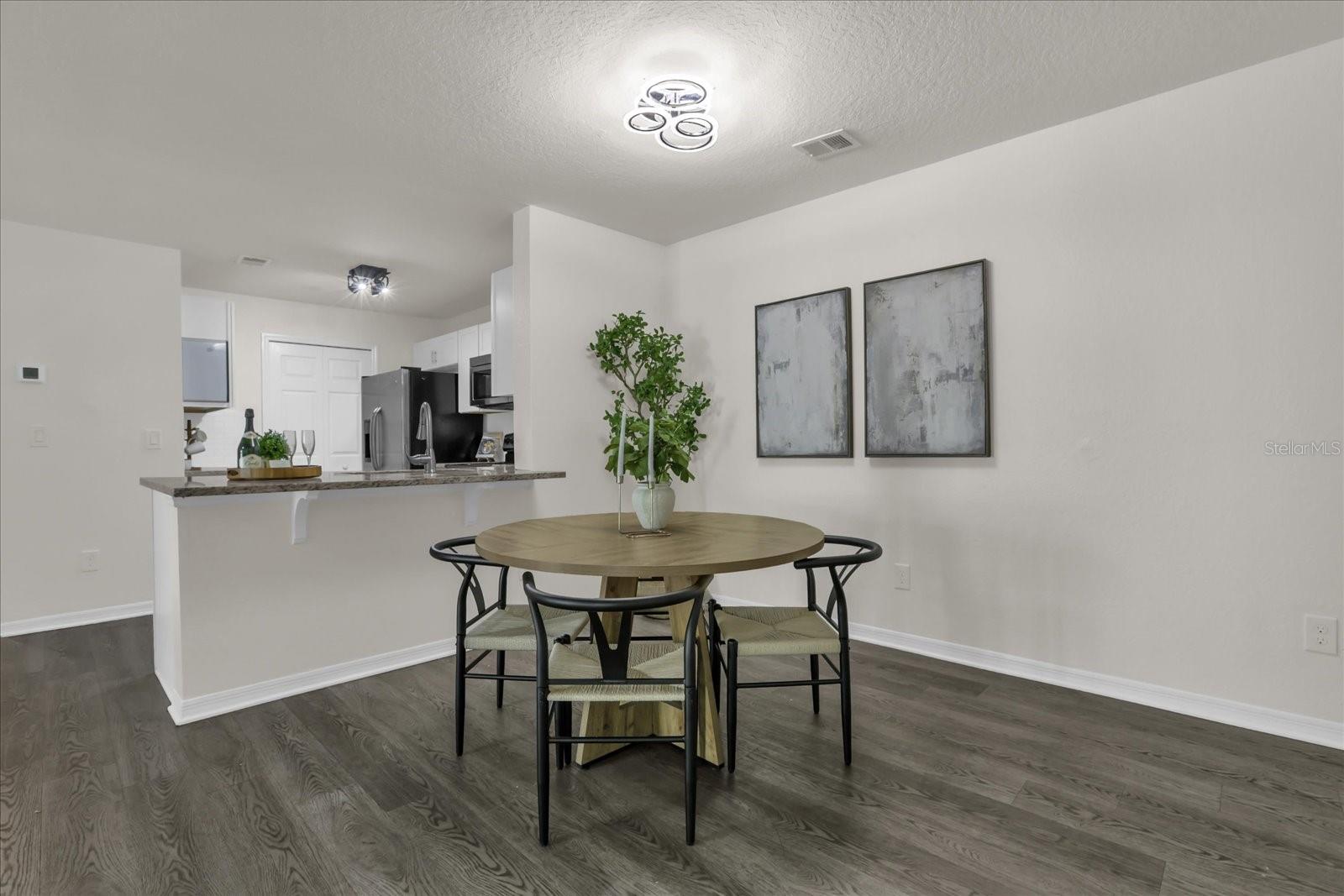 SAND LAKE PRIVATE RESIDENCES BLD - Residential Lease
