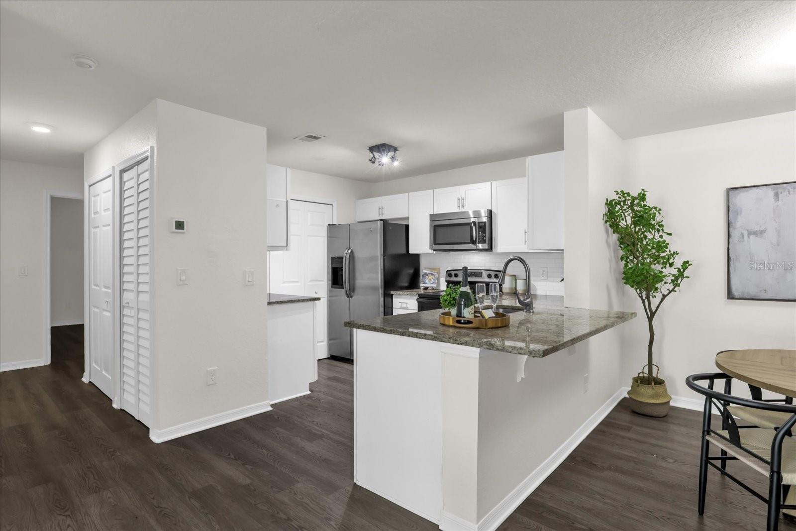 SAND LAKE PRIVATE RESIDENCES BLD - Residential Lease