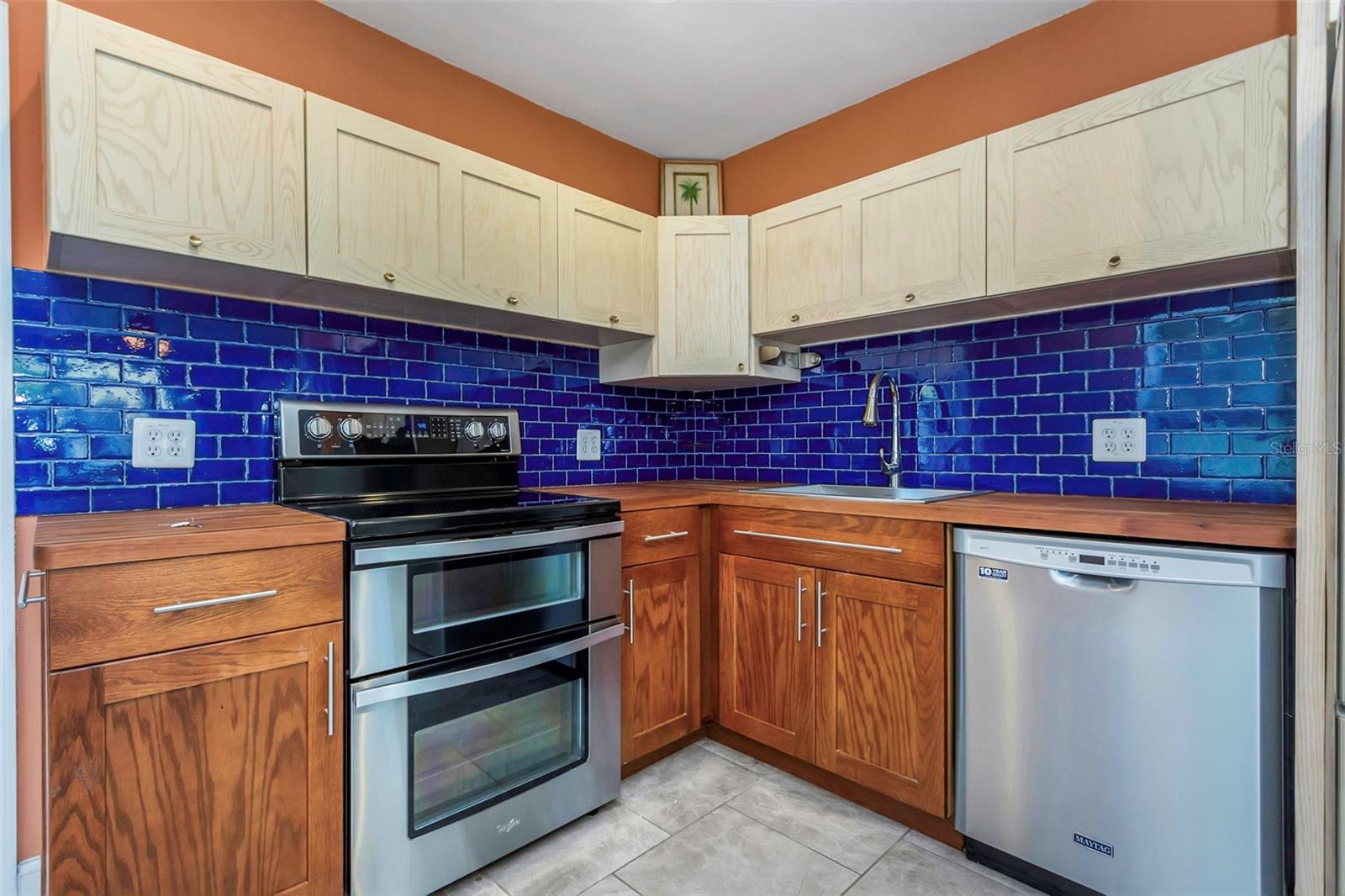 HAYNSWORTH HEIGHTS - Residential Lease