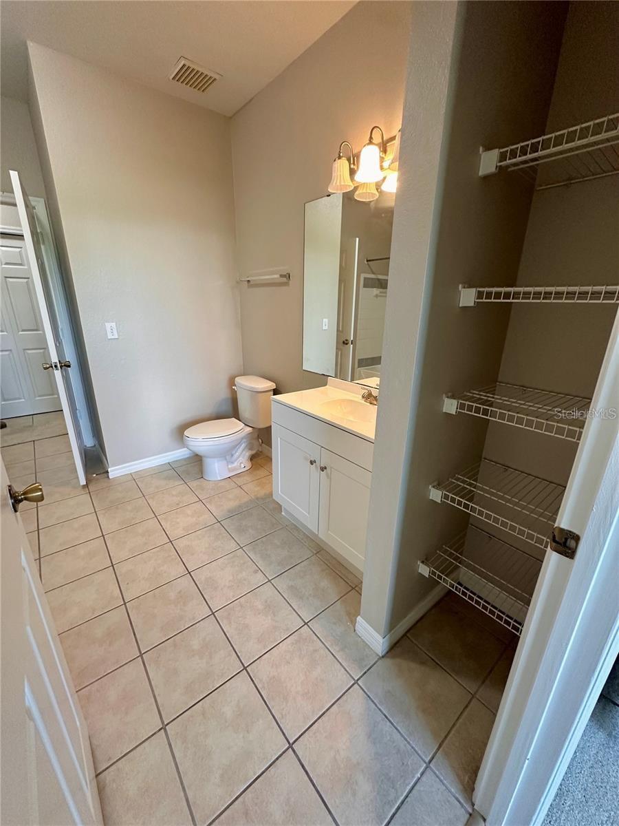 HAMPTONS/METROWEST - Residential Lease