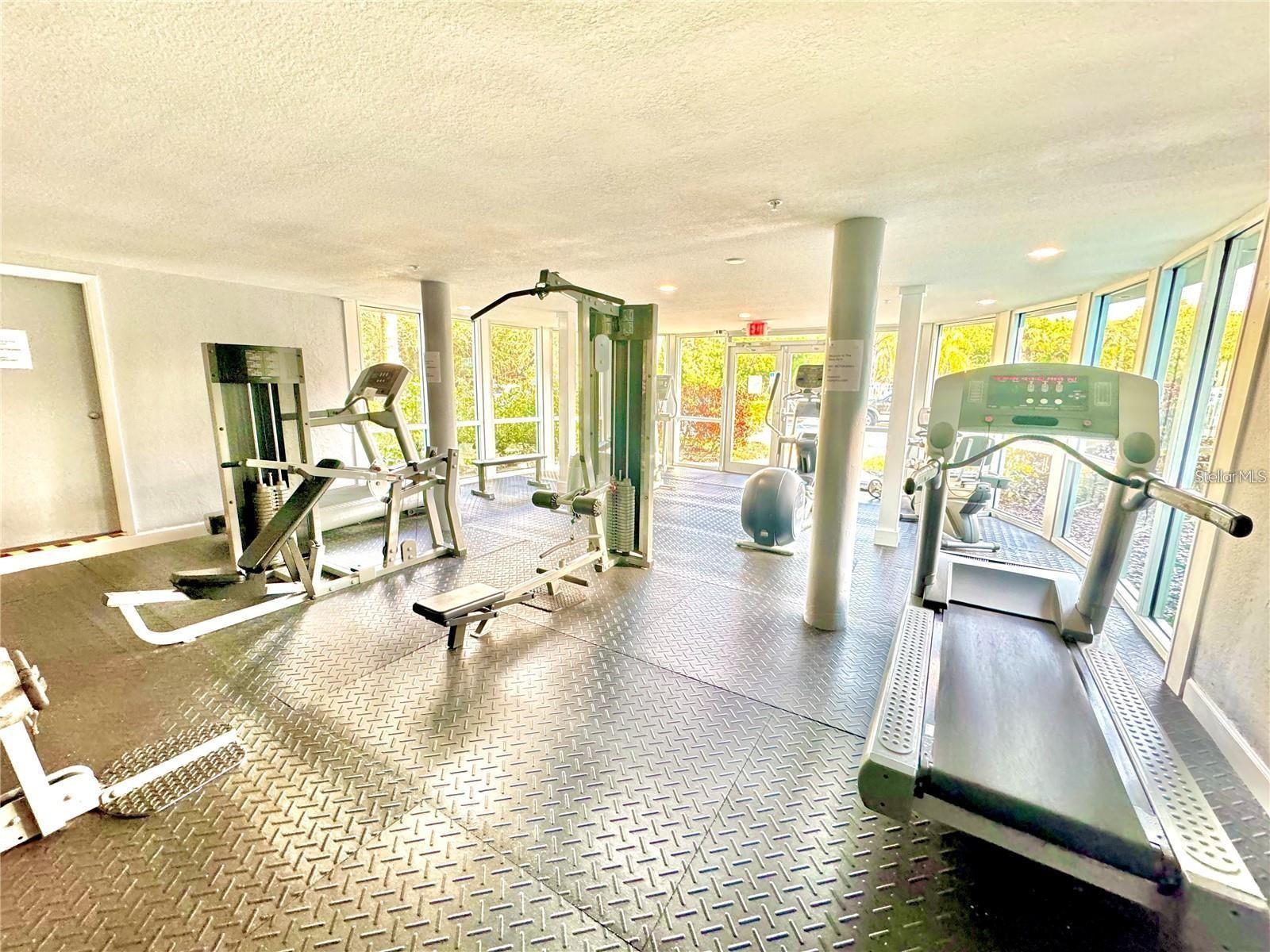 WAVE THE CONDO - Residential Lease