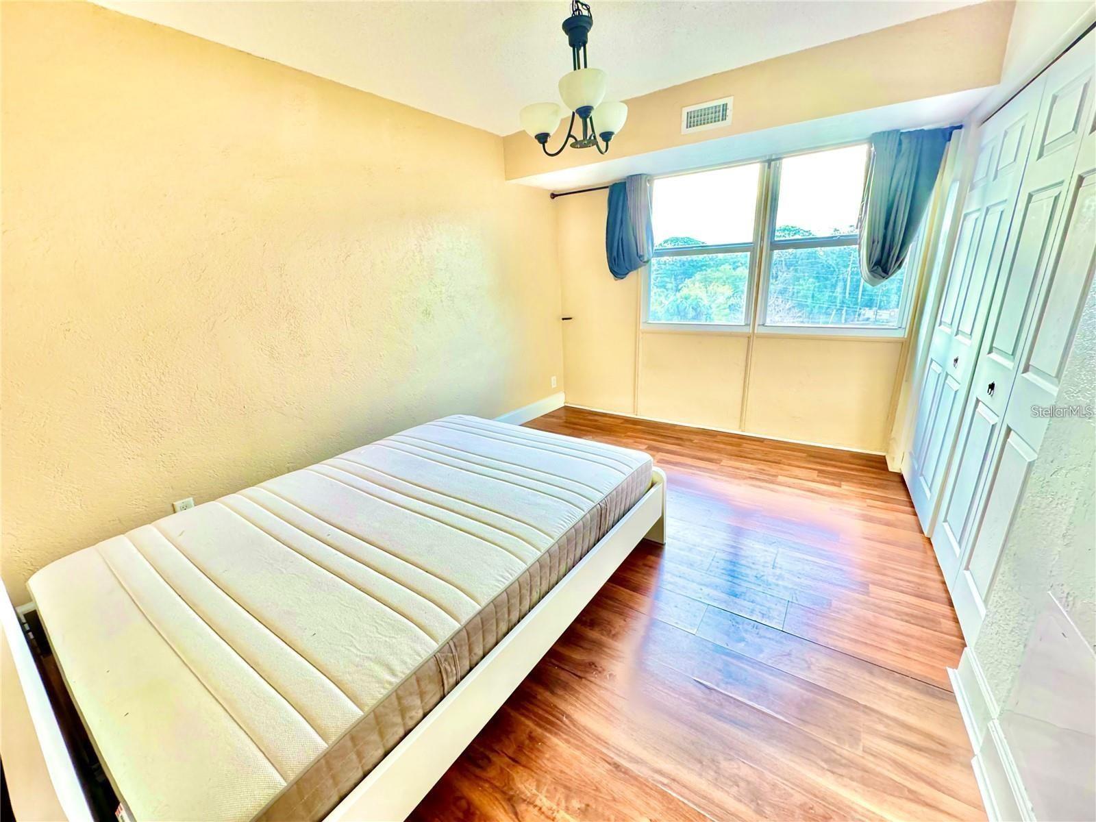 WAVE THE CONDO - Residential Lease