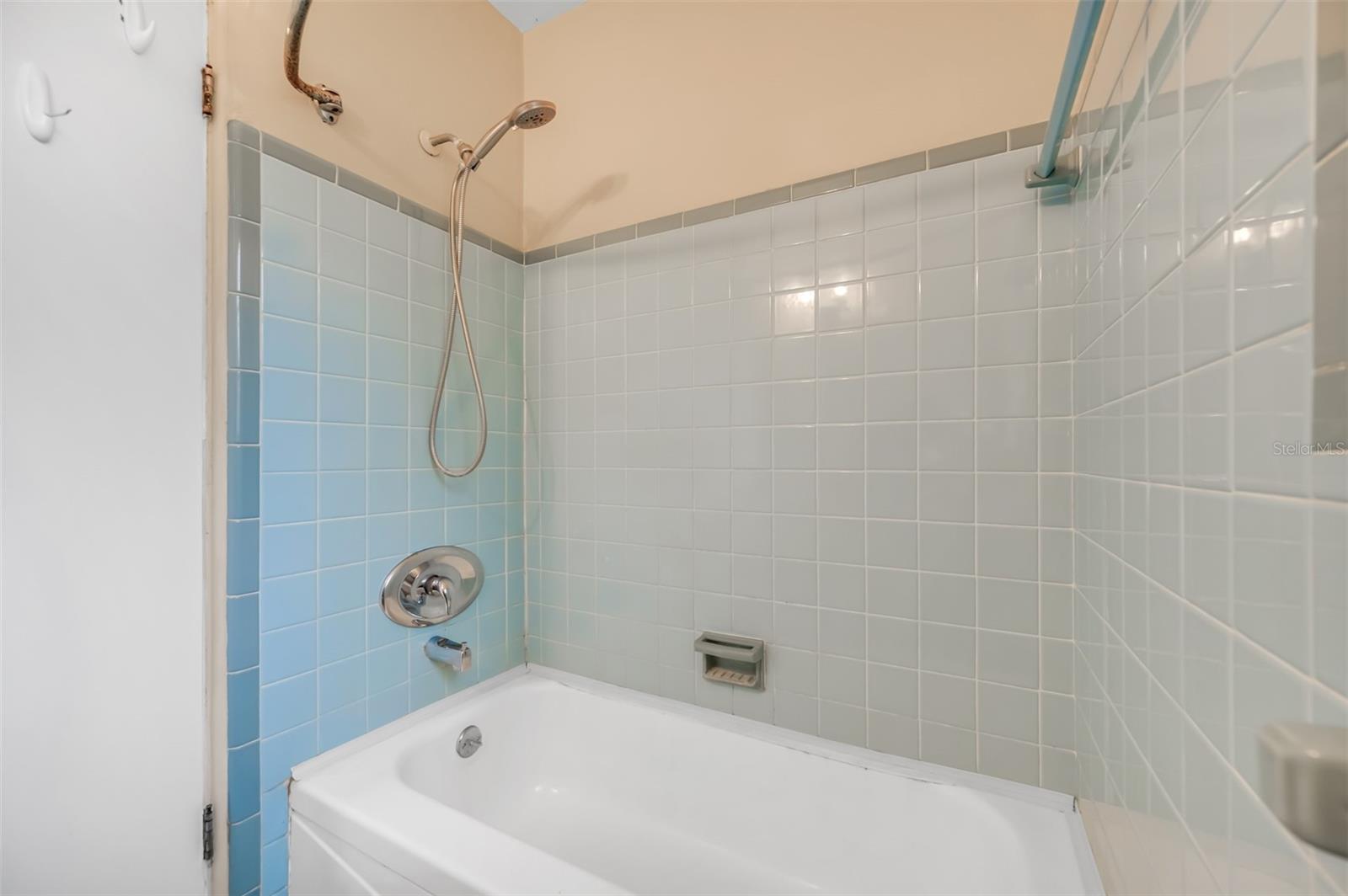 SPARKLE LAKE SUB - Residential