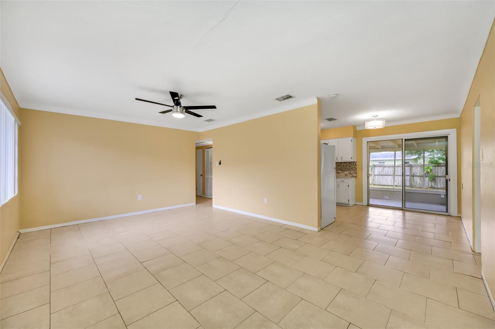 SPARKLE LAKE SUB - Residential