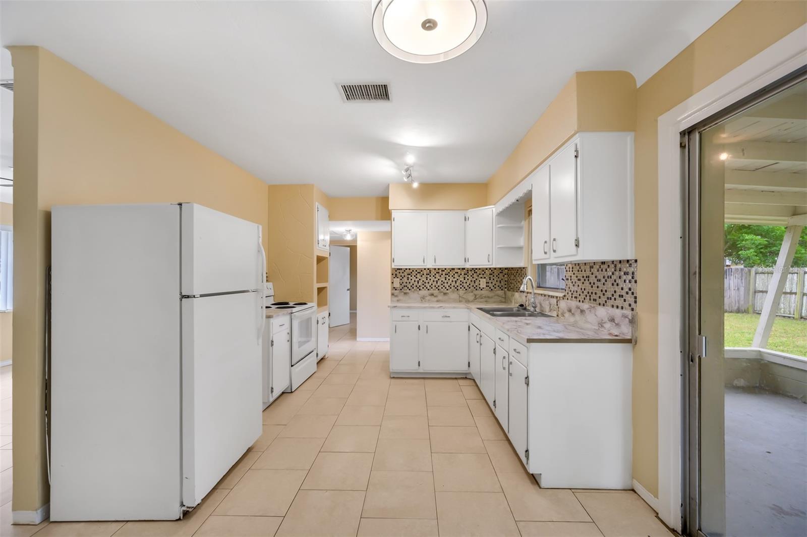 SPARKLE LAKE SUB - Residential