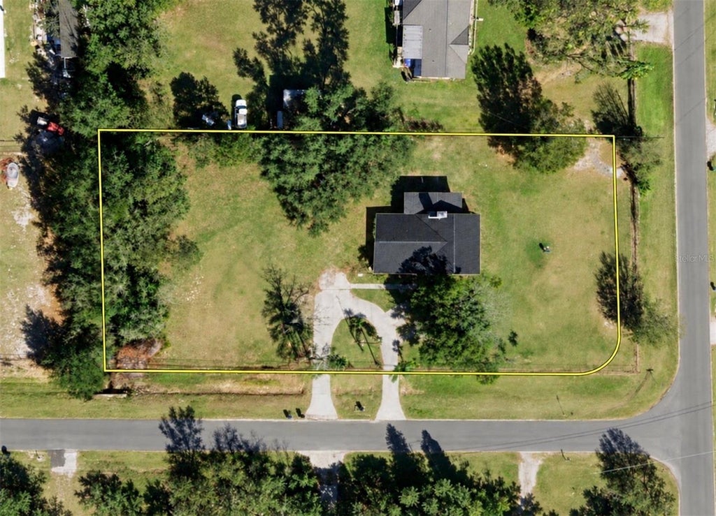 Photo of 12304 Glenshire Drive, Riverview, FL 33579 (MLS # TB8563025)