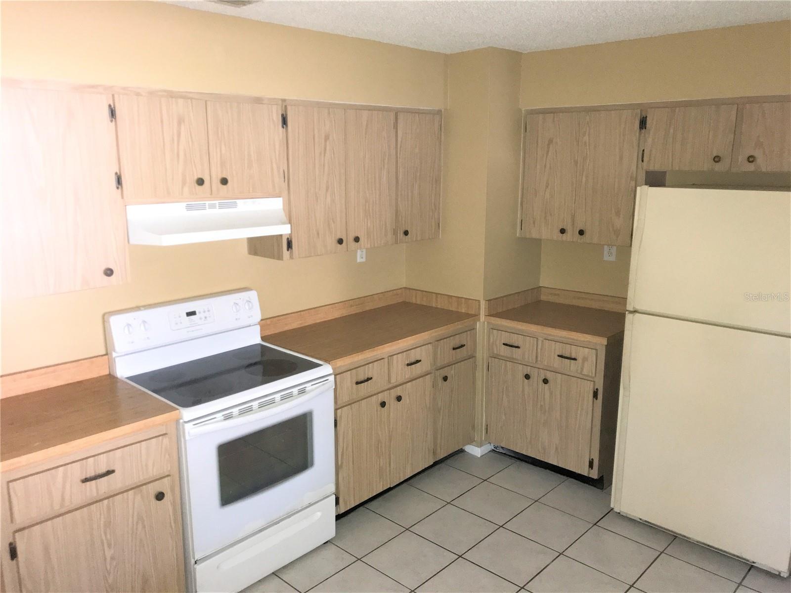 ACREAGE - Residential Lease