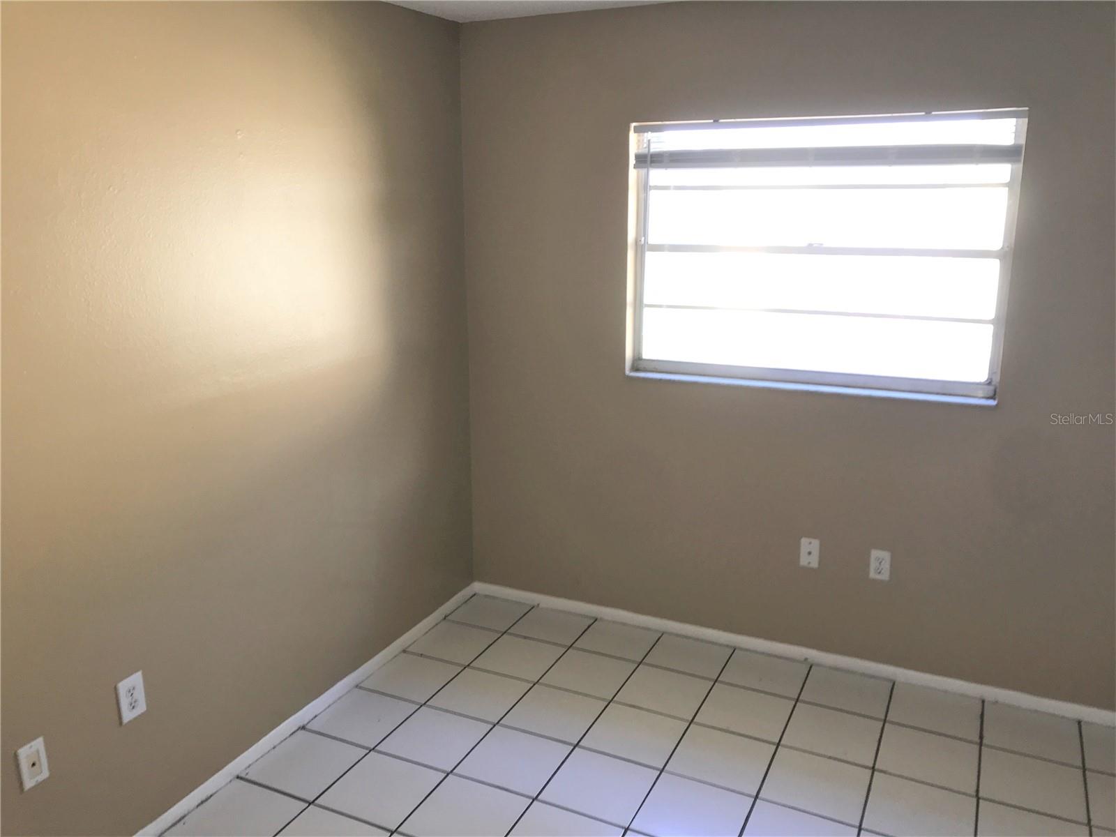 ACREAGE - Residential Lease