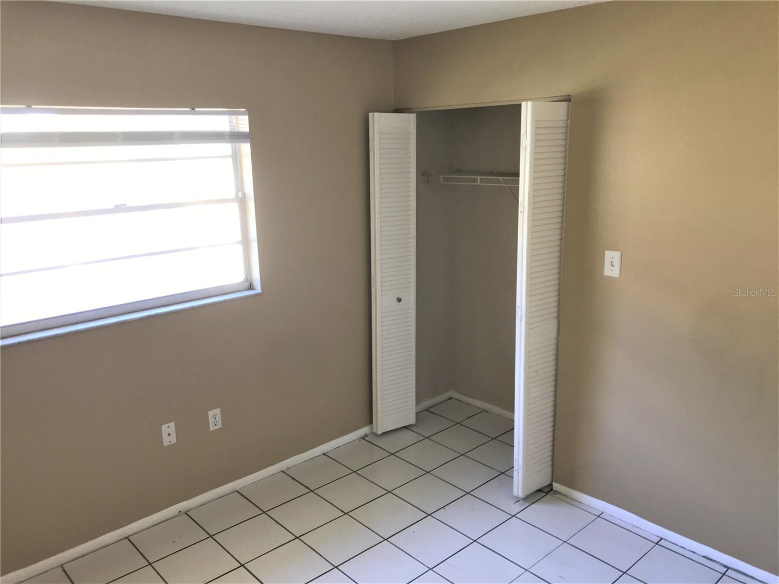 ACREAGE - Residential Lease