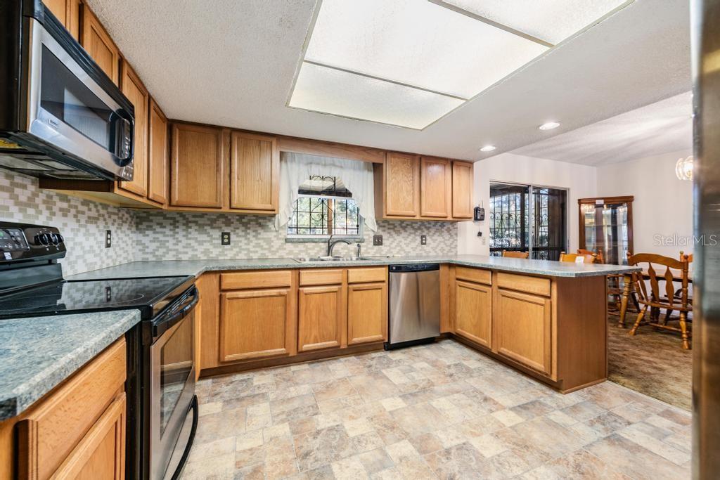 FORT KING ACRES - Residential