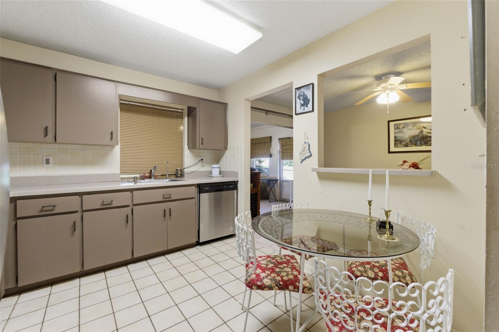 SAN CLEMENTE VILLAGE - Residential