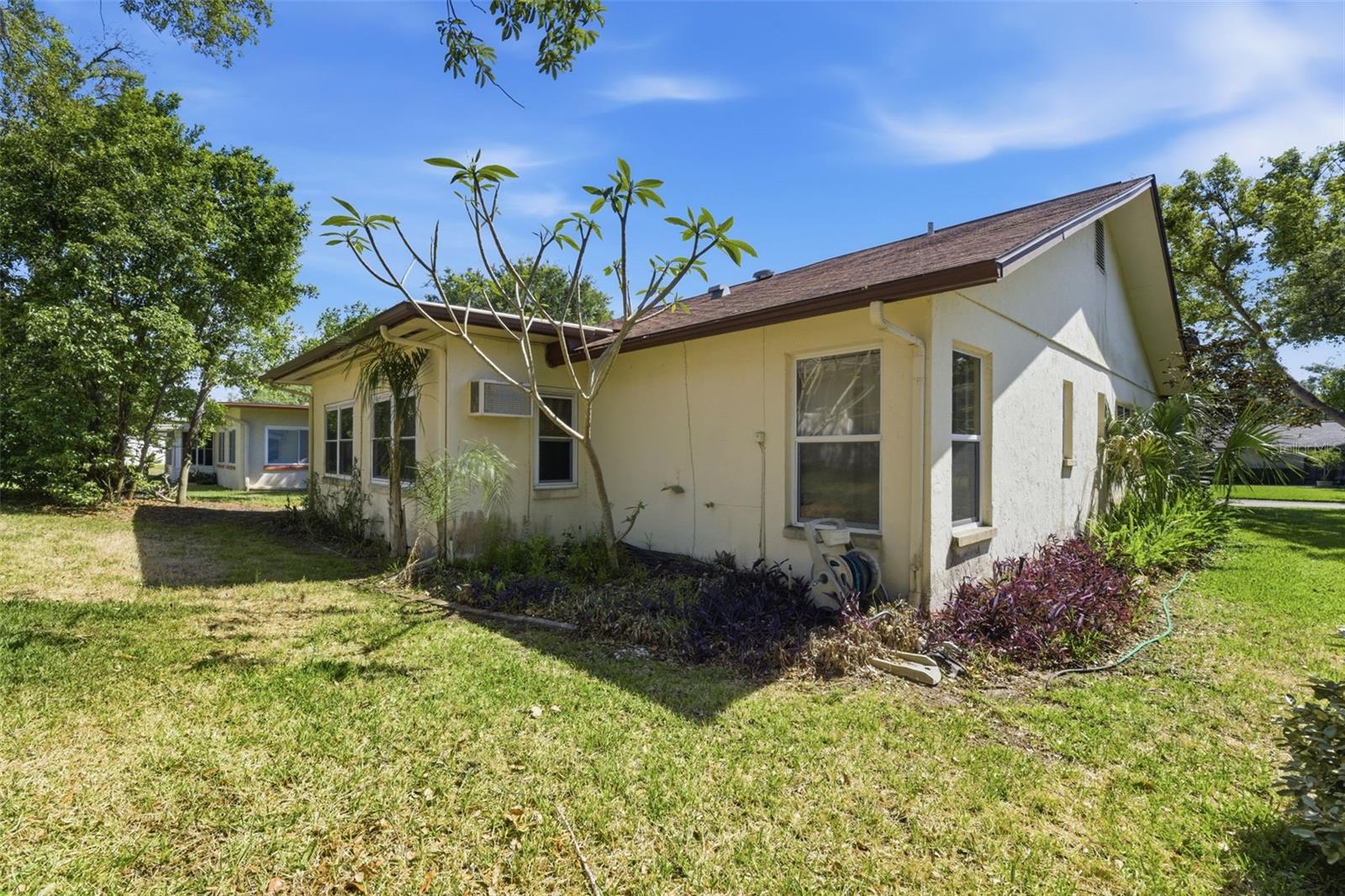 SAN CLEMENTE VILLAGE - Residential