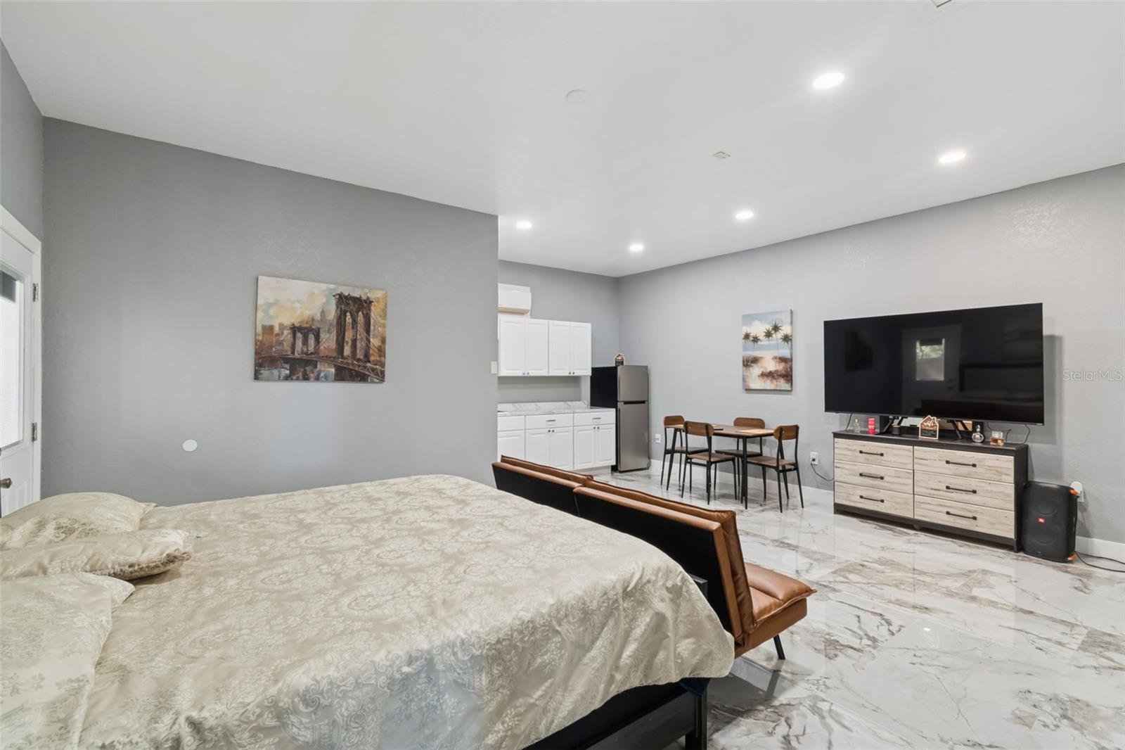 EVANS LAKESIDE HEIGHTS - Residential