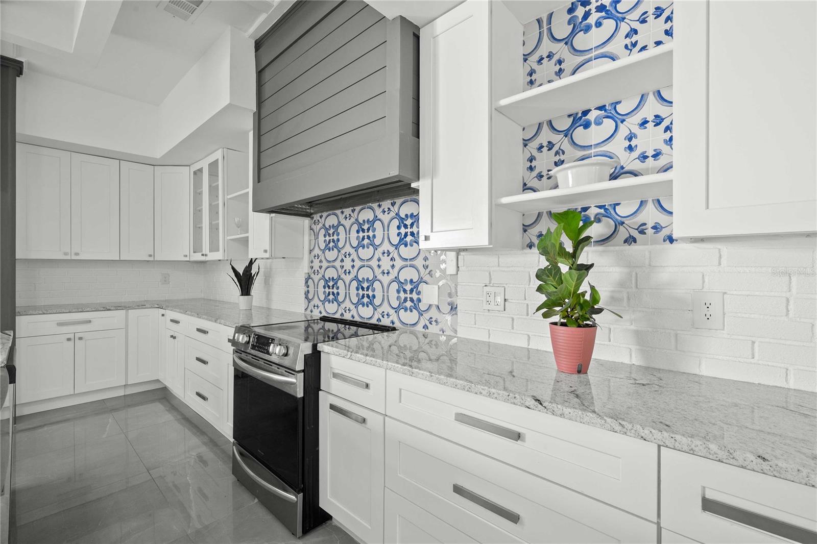 ACREAGE - Residential