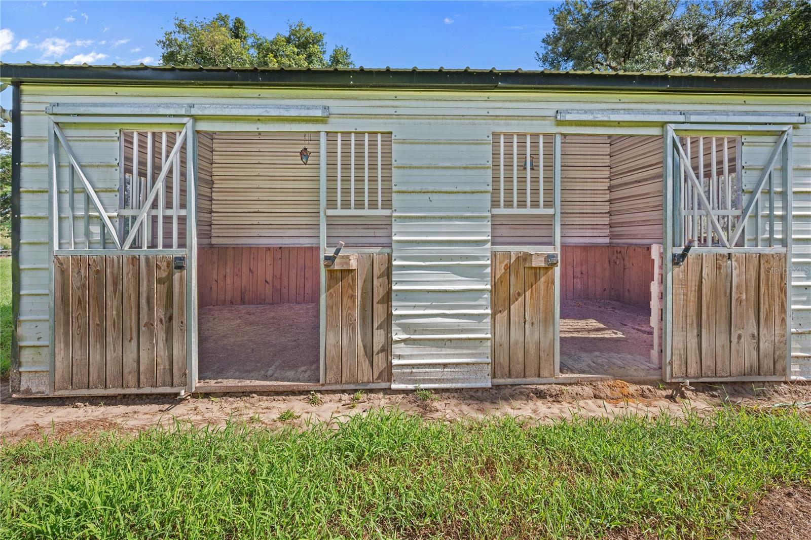 ACREAGE - Residential