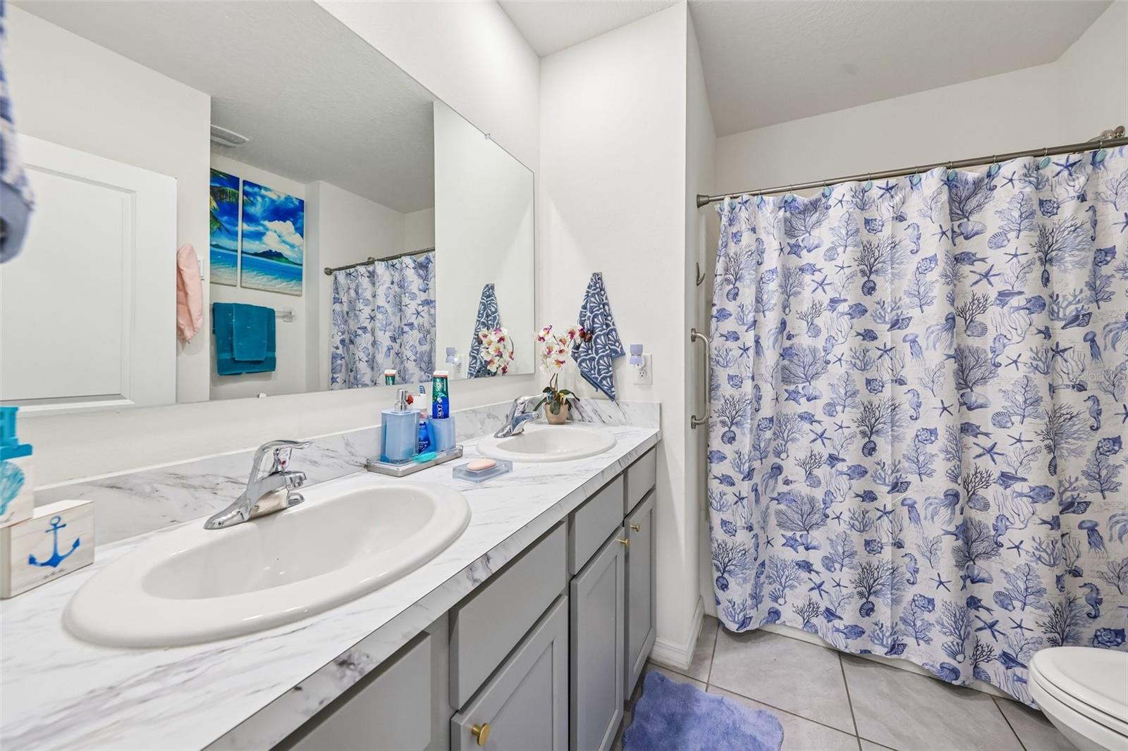 LAKE DIAMOND NORTH - Residential