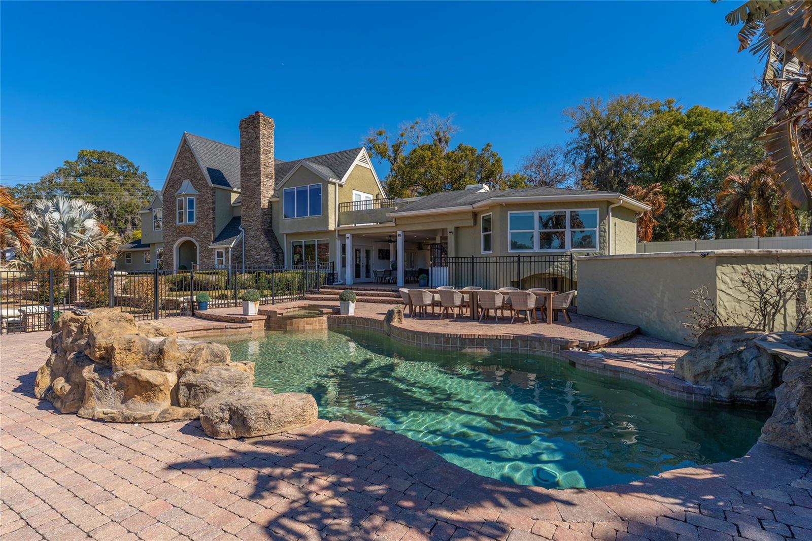 DIAMONDHEAD - Residential