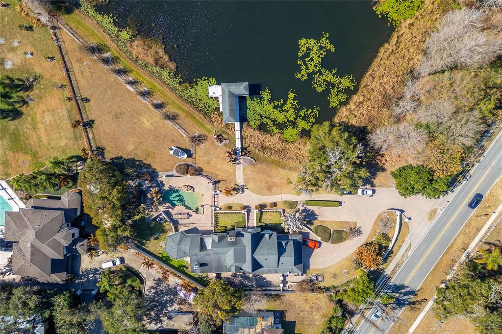 Photo of 606 E 6th Avenue, Windermere, FL 34786 (MLS # O6390327)