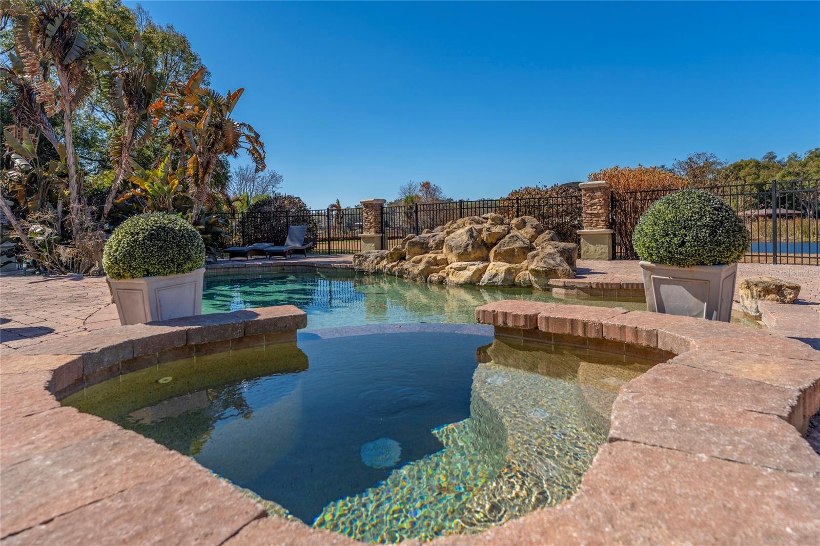 DIAMONDHEAD - Residential