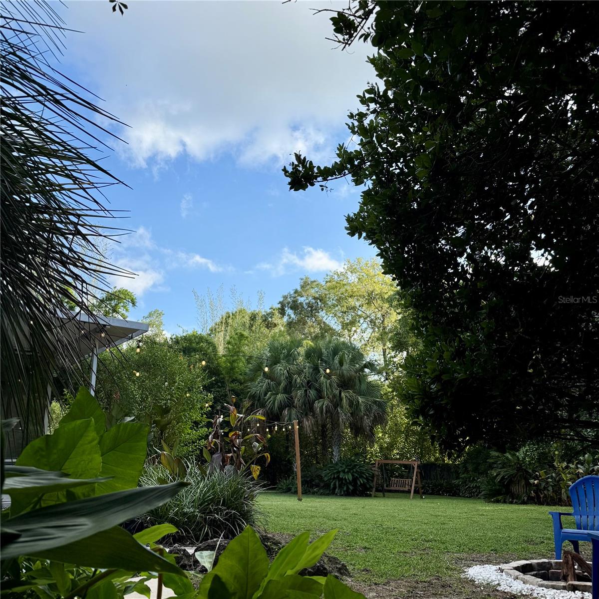 COUNTRY CLUB ESTATE MCINTOSH GRT - Residential