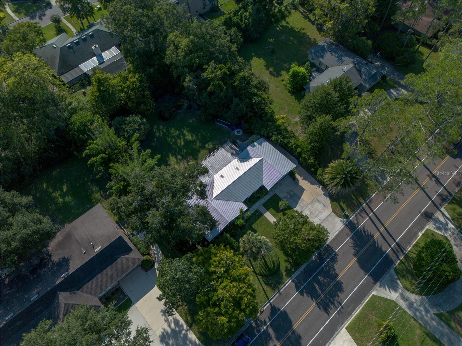COUNTRY CLUB ESTATE MCINTOSH GRT - Residential