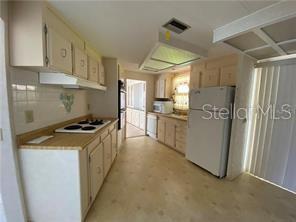 SUN-AIR COUNTRY CLUB - Residential Lease