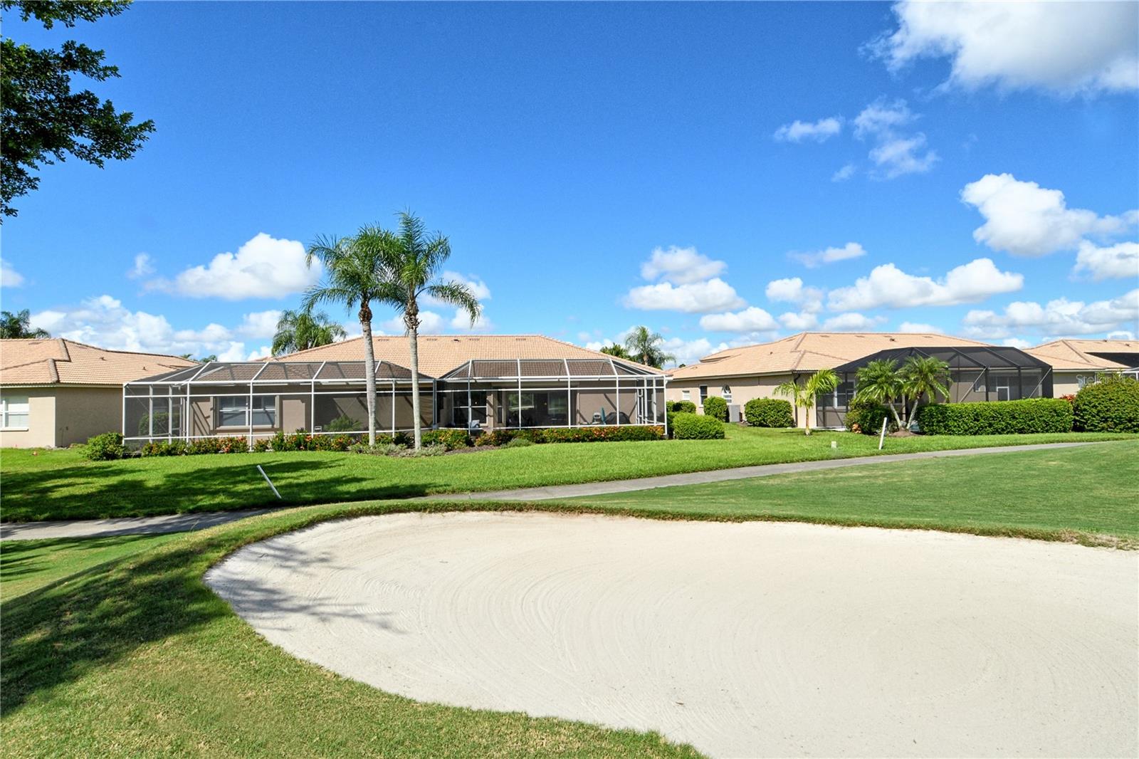 HERITAGE OAKS GOLF & COUNTRY CLUB - Residential