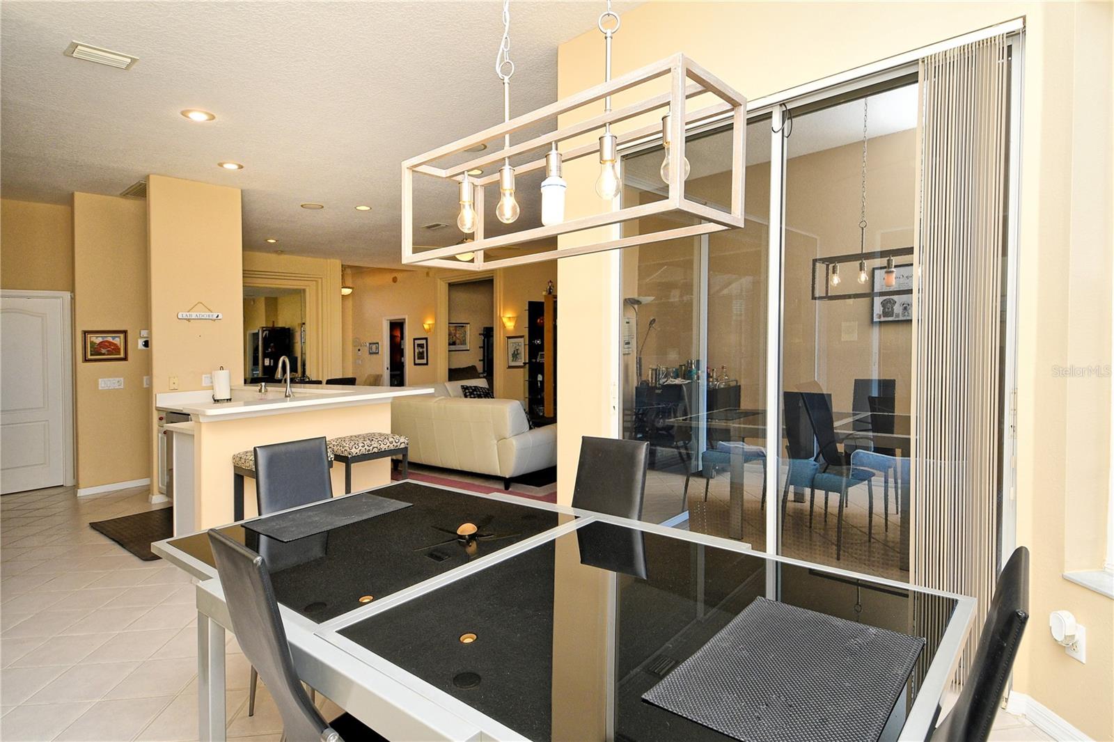 HERITAGE OAKS GOLF & COUNTRY CLUB - Residential