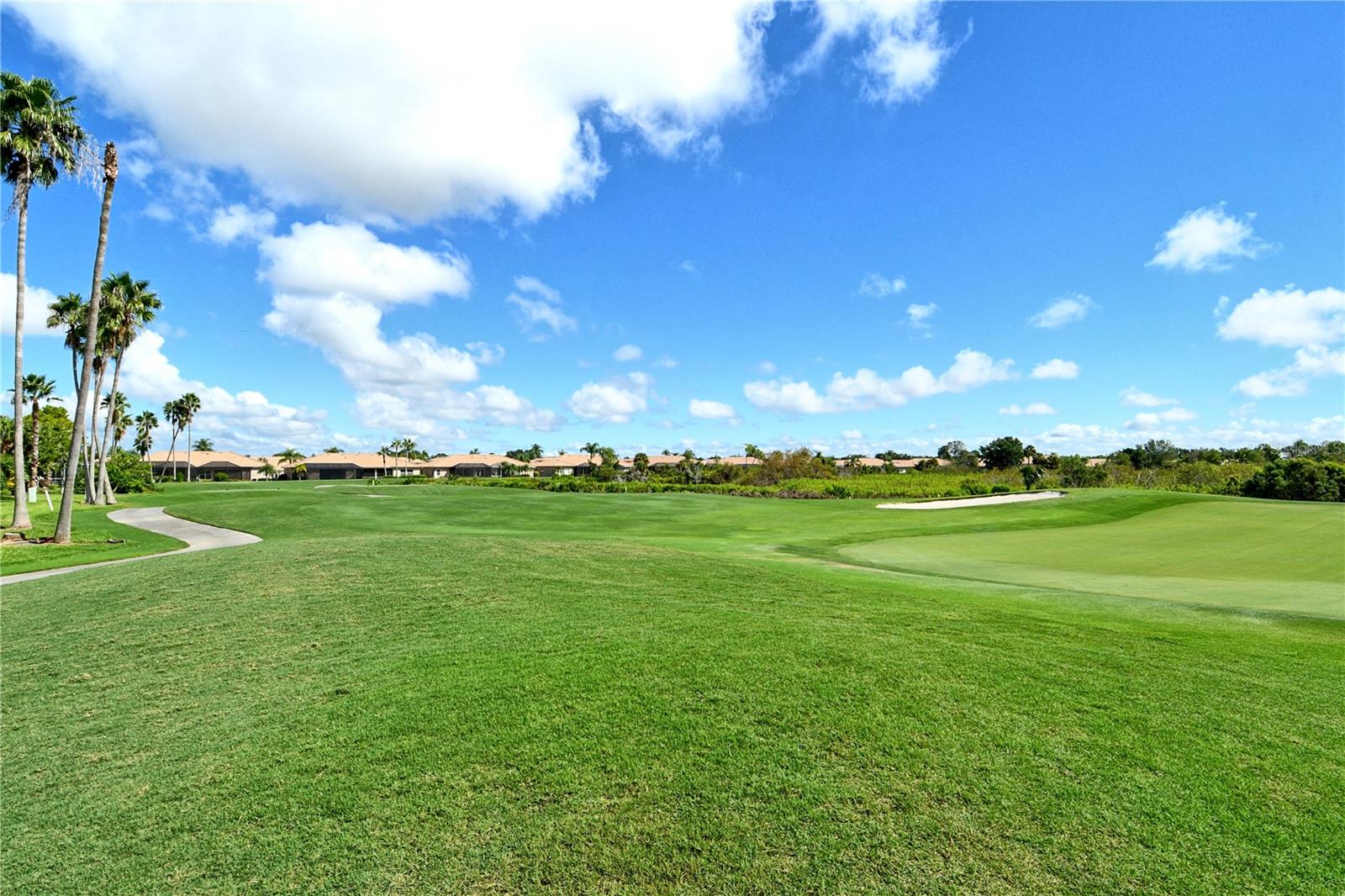 HERITAGE OAKS GOLF & COUNTRY CLUB - Residential