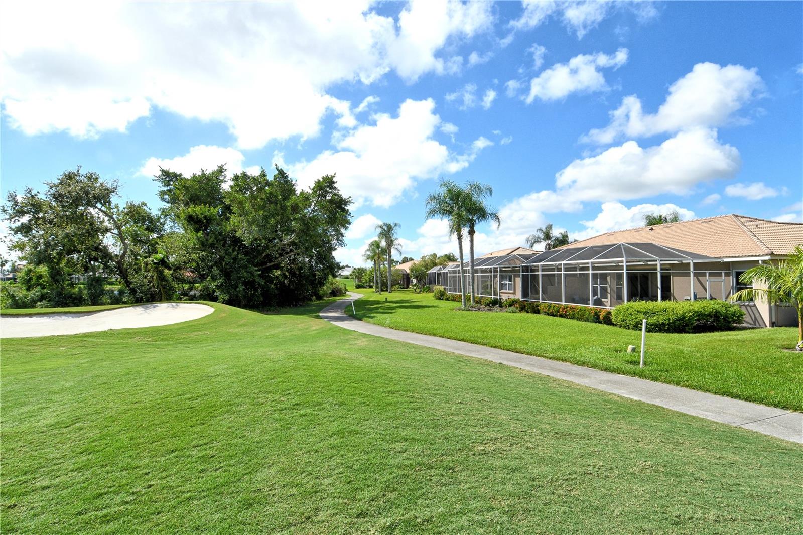 HERITAGE OAKS GOLF & COUNTRY CLUB - Residential