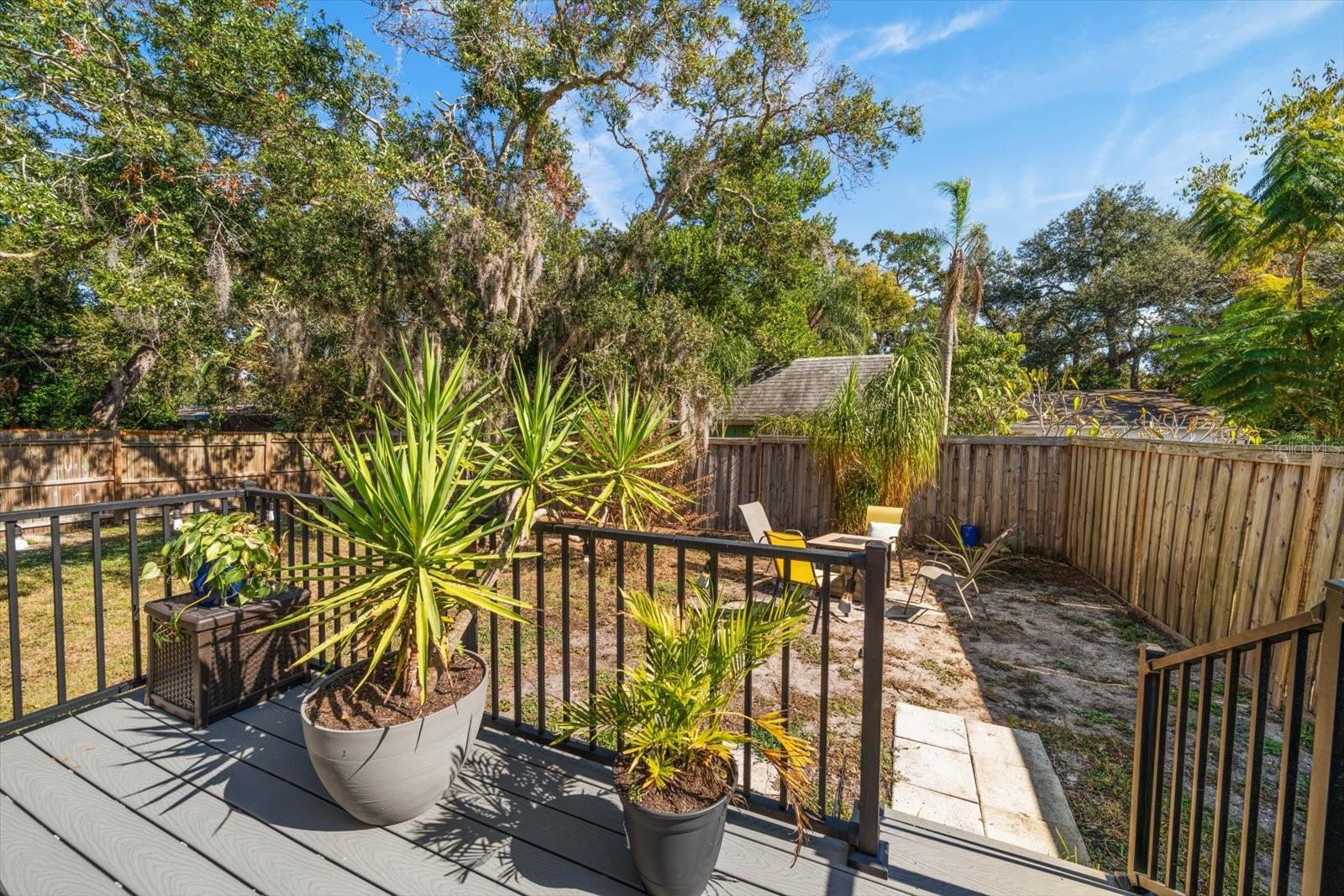 CHAPMAN HEIGHTS - Residential