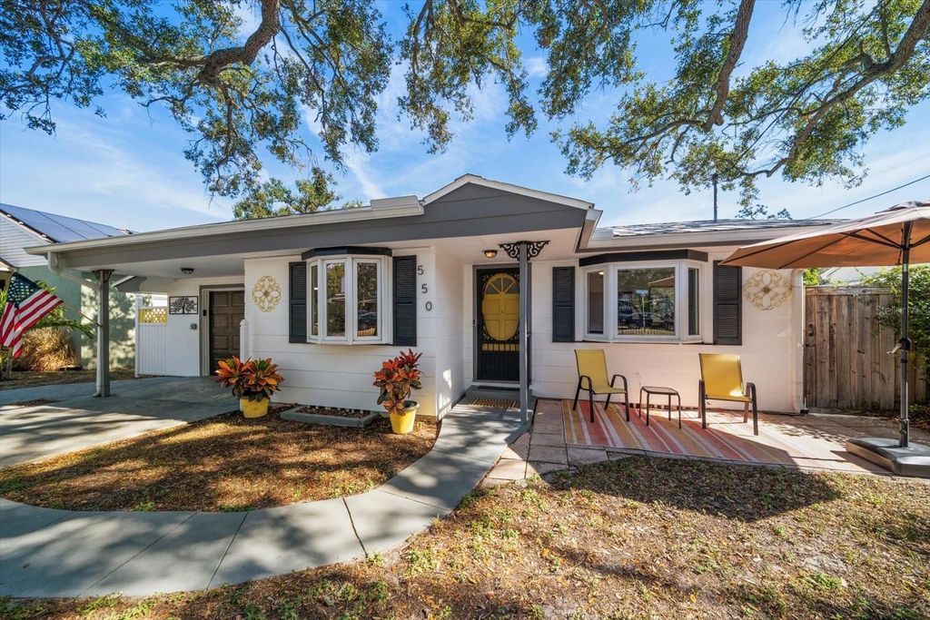 Photo of 550 3rd Street SW, Largo, FL 33770 (MLS # TB8451033)