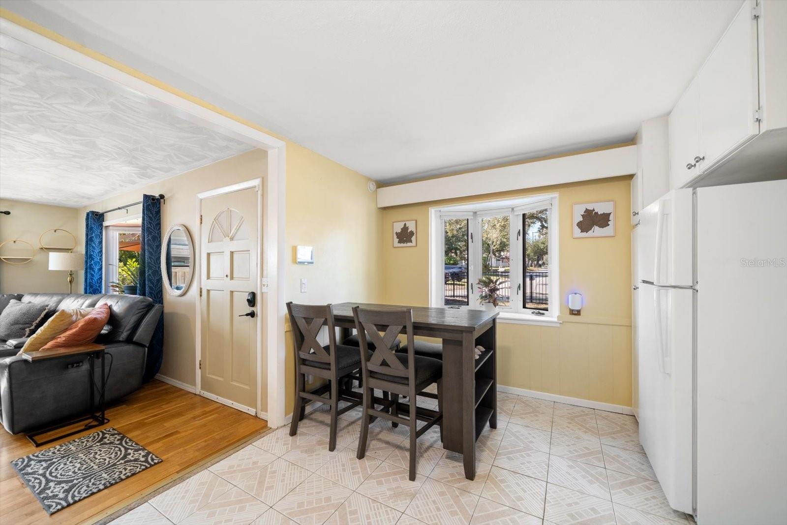 CHAPMAN HEIGHTS - Residential