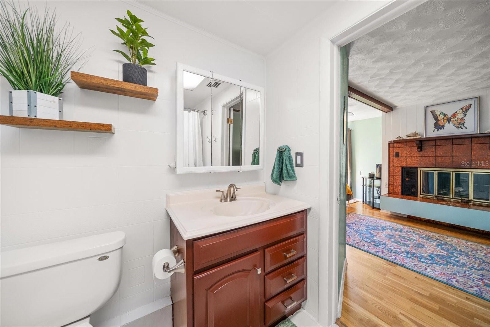 CHAPMAN HEIGHTS - Residential