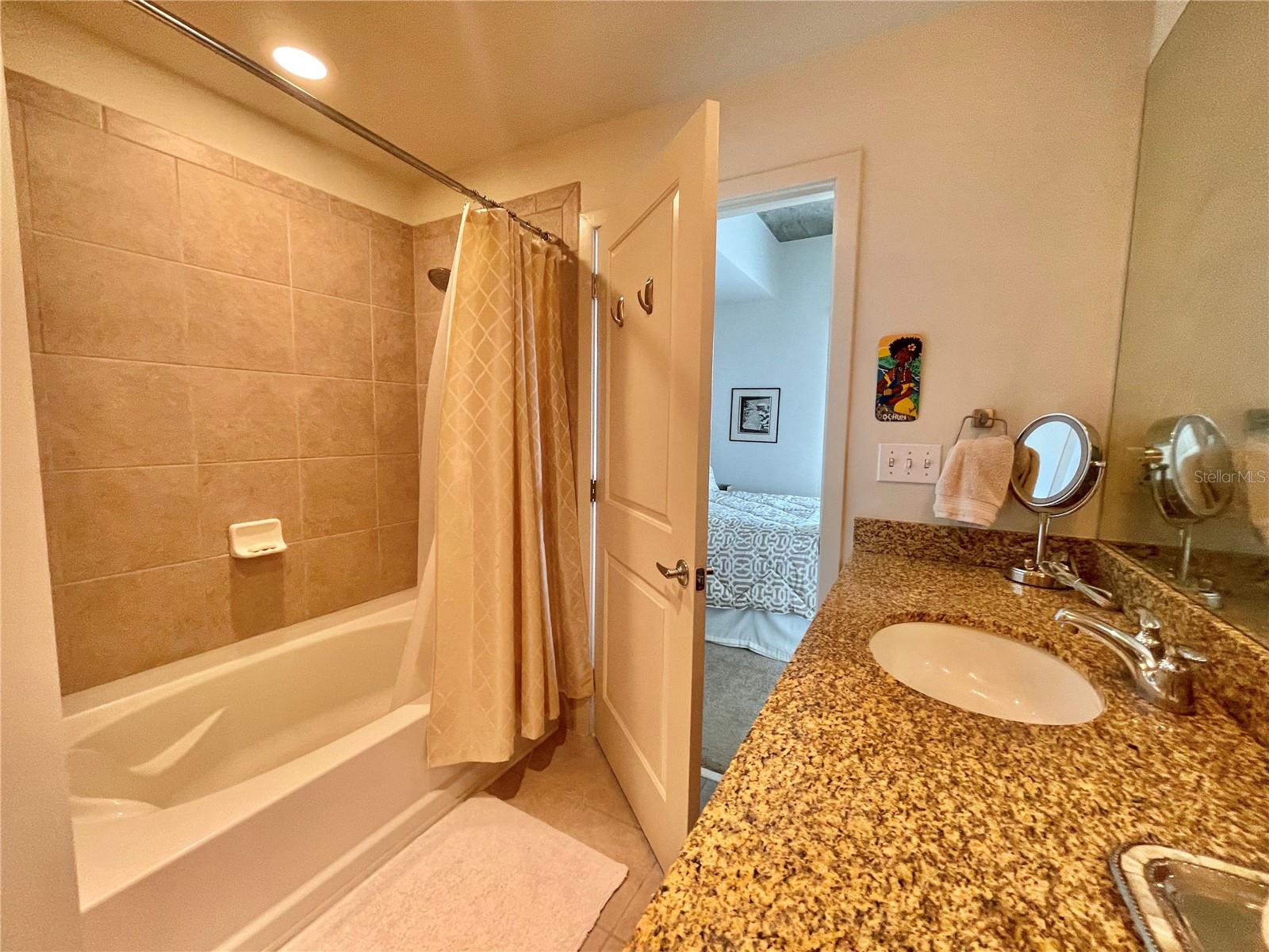 SOLAIRE/PLAZA CONDO - Residential Lease